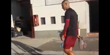Pepe Sand, presente en el entrenamiento de Lanús