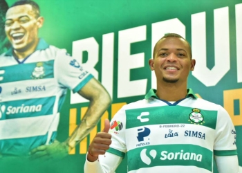 Hárold Preciado en Santos: «Quiero quedarme muchos años en este club»