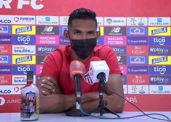 "El DT nos viene rotando de a poco": Homer Martínez
