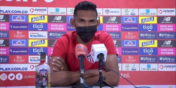 "El DT nos viene rotando de a poco": Homer Martínez