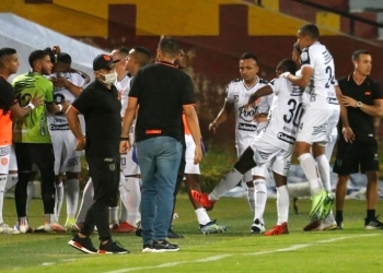 Envigado se acerca. Posiciones de la Liga BetPlay, Fecha 8