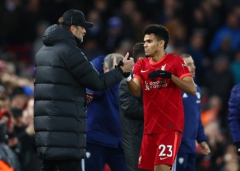 ¡La euforia de Klopp tras goleada de Liverpool y el abrazo a Luis Díaz!