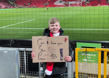 ¡El tipo de mensajes que empiezan a verse en Anfield para Luis Díaz!