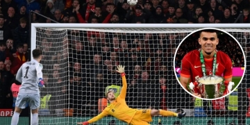 ¿Qué hacía Luis Díaz mientras Kepa erraba el penalti en la Carabao Cup?