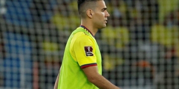 "El DT nos pidió esperar y mantener el cero": Falcao, sobre la derrota en Argentina