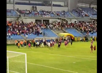 Video: ¡Agresión a jugadores de Unión Magdalena en la cancha!