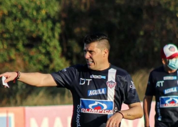 "Mínimo necesitamos 35.000 hinchas en el estadio"