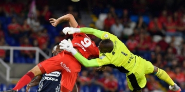 ¿Cuántos penaltis le atajó Mosquera Marmolejo al América?