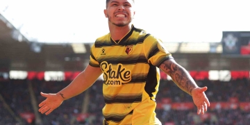 Cucho Hernández: un doblete que le da vida al Watford