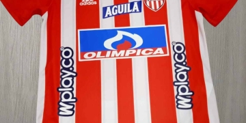 ¿Cuándo estrenaría Junior su uniforme adidas?