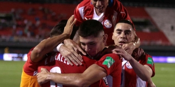 Paraguay ganó y deberá ayudar a Colombia en la última fecha