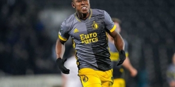 El equipo inglés que está interesado en Luis Sinisterra