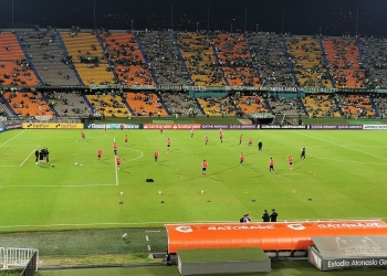 El repertorio de la barra que encendió el Nacional Vs Olimpia