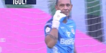 ¡Error de Ernesto Hernández, asistencia de Teo y gol de Kevin Velasco!