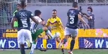 El segundo penalti para Nacional y el reclamo de Deportivo Cali