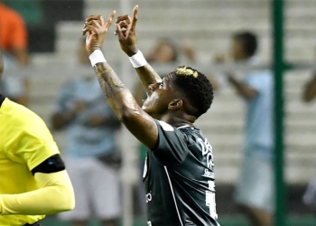 Dupla que vuelve a funcionar: ¡Pase de Teo, gol de Yony González!