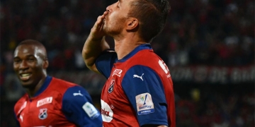 Lo que dice Pons de la hinchada del DIM y la comparación con Germán Cano