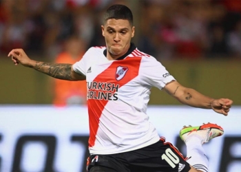 Cuarto gol de Juanfer en su regreso a River