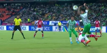 EL VAR que tanto lamentan en Santa Fe contra Nacional