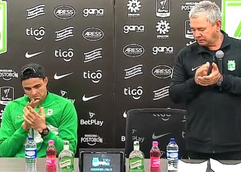 Herrera y su aplauso de pie para la hinchada de Nacional
