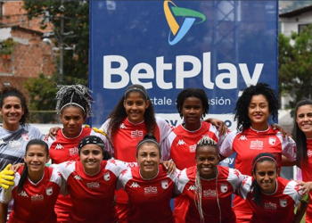 Santa Fe goleó a Nacional y parcialmente es líder de la Liga Femenina