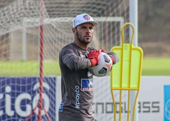 Sebastián Viera: "Los hacemos m..." y defensa a un compañero