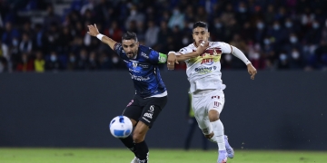 Tolima, con un expulsado y sufriendo en Copa Libertadores