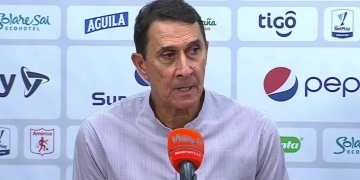 «Duele bastante perder este primer partido»: Alexandre Guimarães