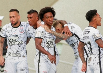 Corinthians, el próximo rival del Cali, y sus 45 minutos increíbles
