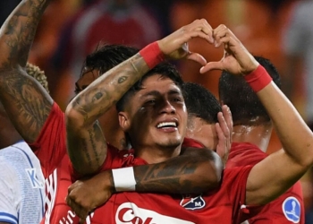 La alegría del primer gol con la camiseta del DIM, por Bryan Castrillón