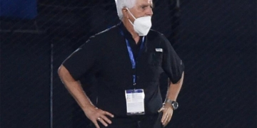 Julio Comesaña: “Nos hicimos tres goles a nosotros mismos”