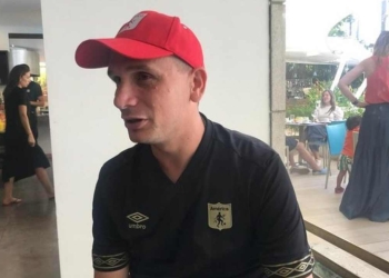 «El buen hijo siempre regresa a casa»: AT de Guimarães