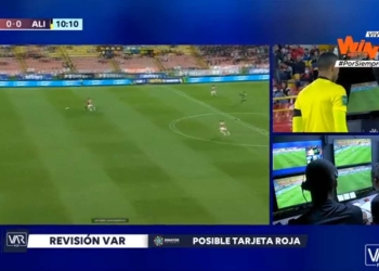 La roja tempranera en Santa Fe: ¿Estuvo bien expulsado?