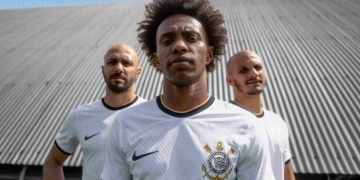 Nike aprovecha la Libertadores para lanzar la camiseta del Corinthians 2022