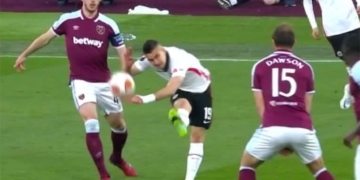 Santos Borré y una asistencia de lujo en la semifinal de la Europa League