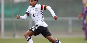 ¡El futbolista colombiano capitán de Alemania sub-15!