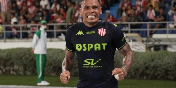 ¡La curiosa celebración de Jonatan Álvez en Argentina!