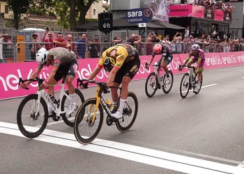 La etapa 18 del Giro de Italia fue para Dries De Bondt