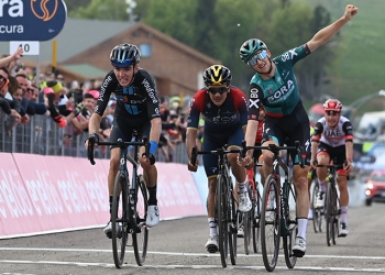 Giro de Italia: La novena etapa fue para Jai Hindley