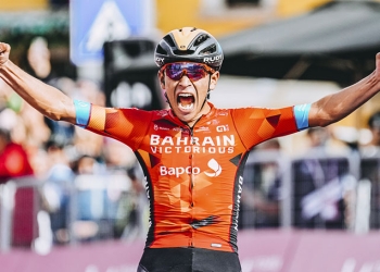 El colombiano Santiago Buitrago ganó la etapa 17 del Giro
