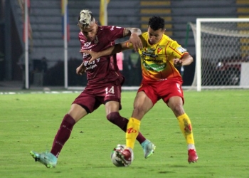 El defensor de la Liga BetPlay que llegaría al fútbol ruso