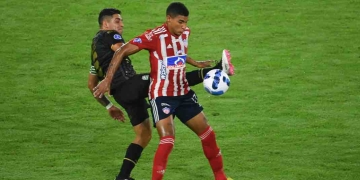 Juan Cruz Real: sus sustituciones pensando en Nacional