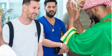 Lionel Messi soslaya pedidos y promueve turismo para Arabia Saudita