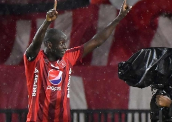 Adrián Ramos pide disculpas a la hinchada por la eliminación