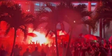 ¡El banderazo de los hinchas para animar a Junior!