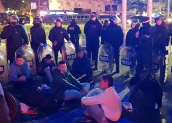 Otra de los hinchas del Cali en Argentina: detenidos en el Obelisco y lo que les quitaron