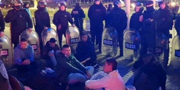 Otra de los hinchas del Cali en Argentina: detenidos en el Obelisco y lo que les quitaron