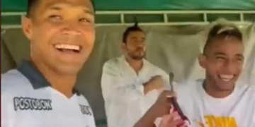 Teo Gutiérrez y la broma vistiendo la camiseta del Cali: “Junior tu papá”