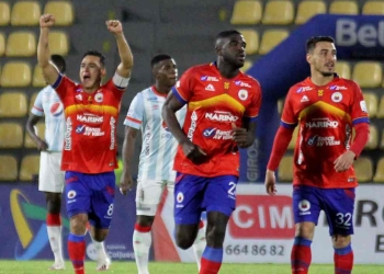 Deportivo Pasto golea al América de Cali y sigue la crisis escarlata