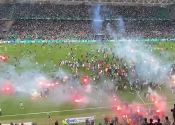 El histórico que descendió y desató la furia de sus hinchas